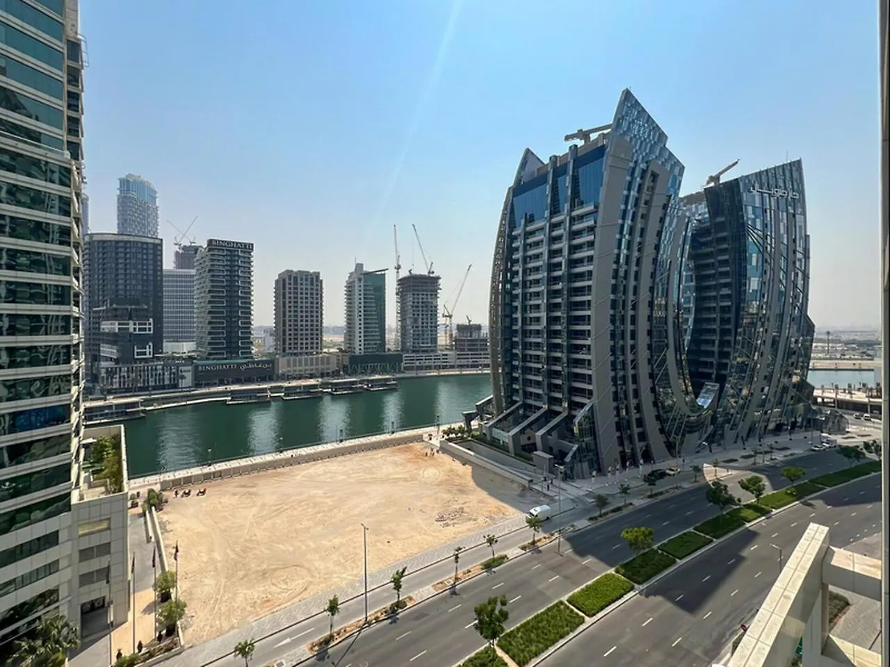 Keyrock Living - 1Br At Reva Residence With Lake View Dubai Apartment